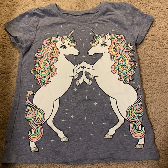 5/$15- The Children’s Place unicorn 🦄 t-shirt
